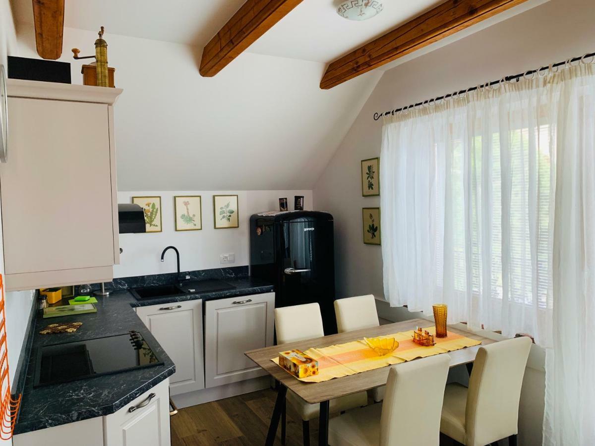 Status Apartments Μπλεντ Εξωτερικό φωτογραφία